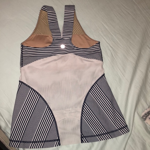 Sheer Backed Lululemon Tank - Picture 2 of 3